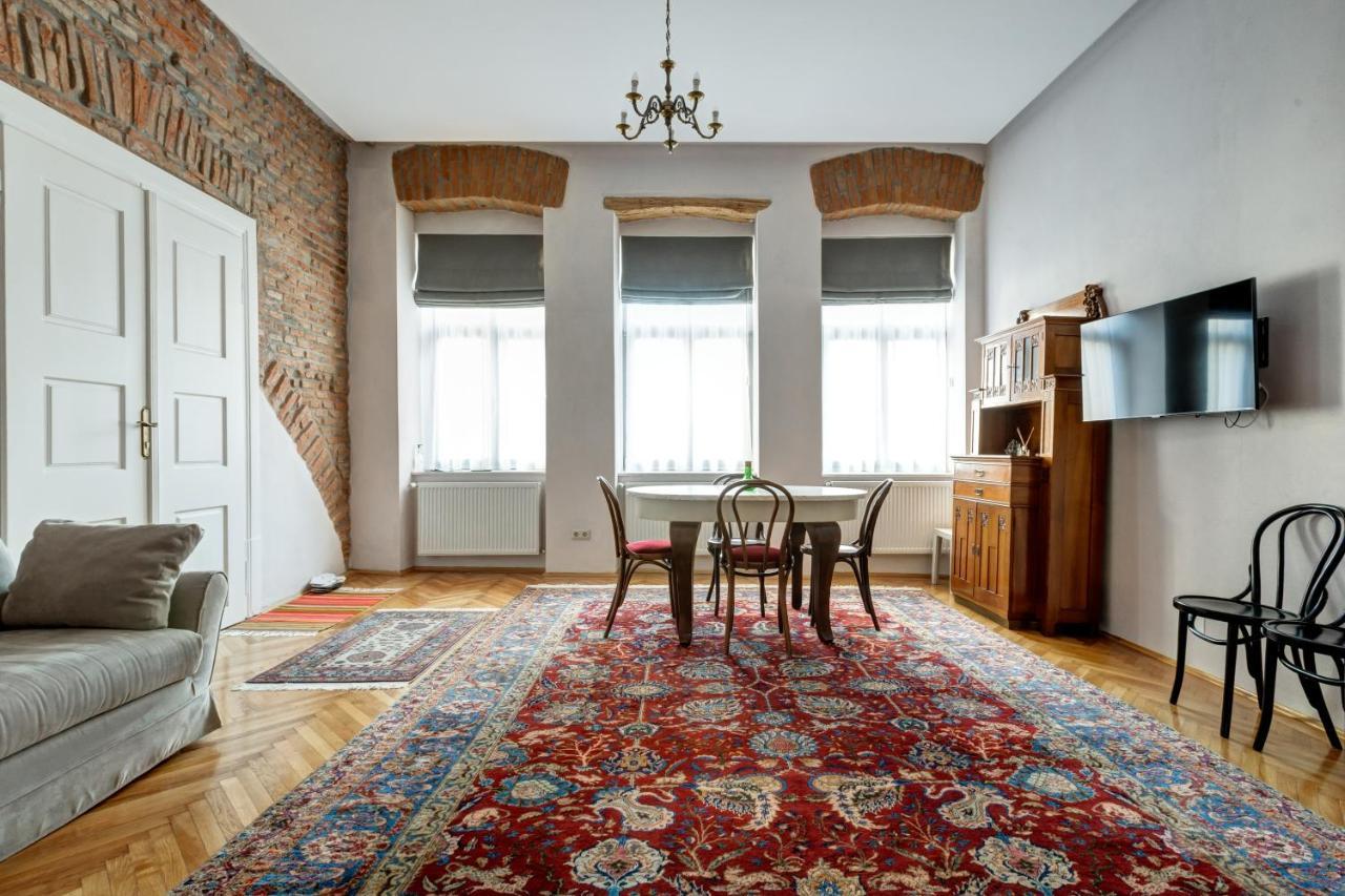 Apor Apartments Kluž Exteriér fotografie